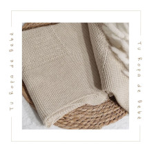 COLECCIÓN INVIERNO. Toquilla bebé niña BALLET Paz Rodríguez