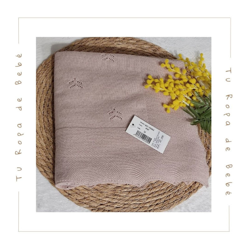 COLECCIÓN INVIERNO. Toquilla bebé niña FLEUR Martín Aranda