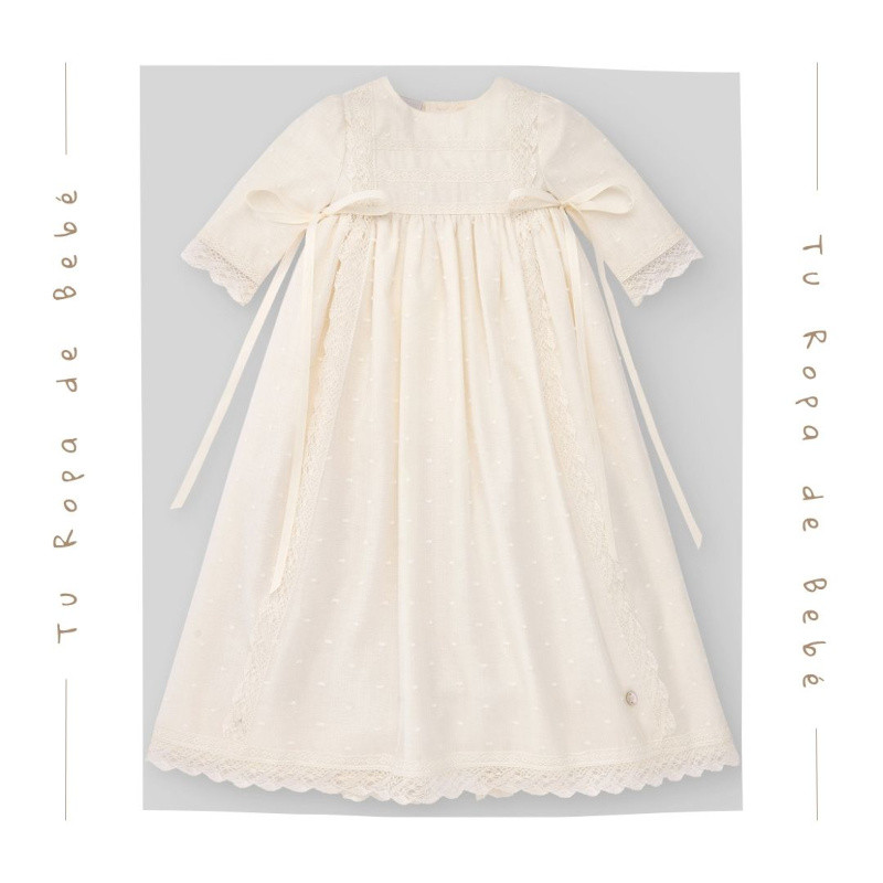 NUEVA COLECCIÓN. Faldón bautizo bebé ESENCIAL Paz Rodríguez