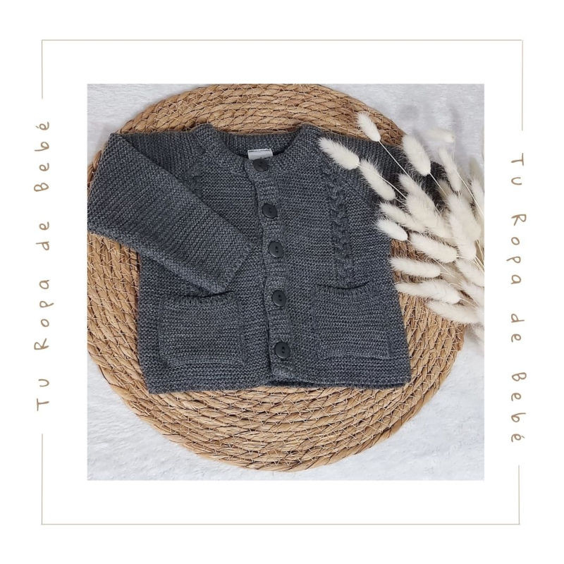 COLECCIÓN INVIERNO. Chaqueta larga bebé niño Sardón