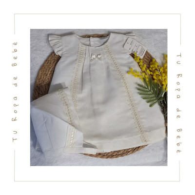 COLECCIÓN VERANO. Vestido con capota bebé niña Artesanía Pipos