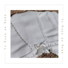 COLECCIÓN VERANO. Chaqueta corta bebé niña Artesanía Granlei