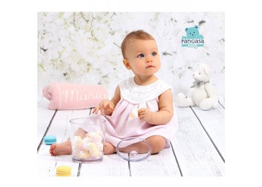 Vestido para bebé, color rosa combinado con blanco. Marca Pangasa Baby. Temporada verano.