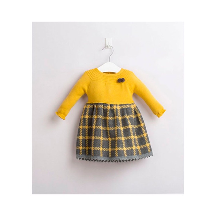 COLECCIÓN INVIERNO. Vestido punto y tela CUADROS