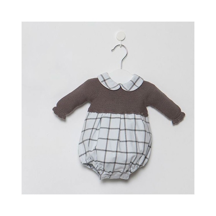 COLECCIÓN INVIERNO. Pelele cuerpo punto CUADROS cuello