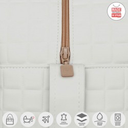 COLECCIÓN ATEMPORAL. Bolso Maternal Prome Colección Gofre
