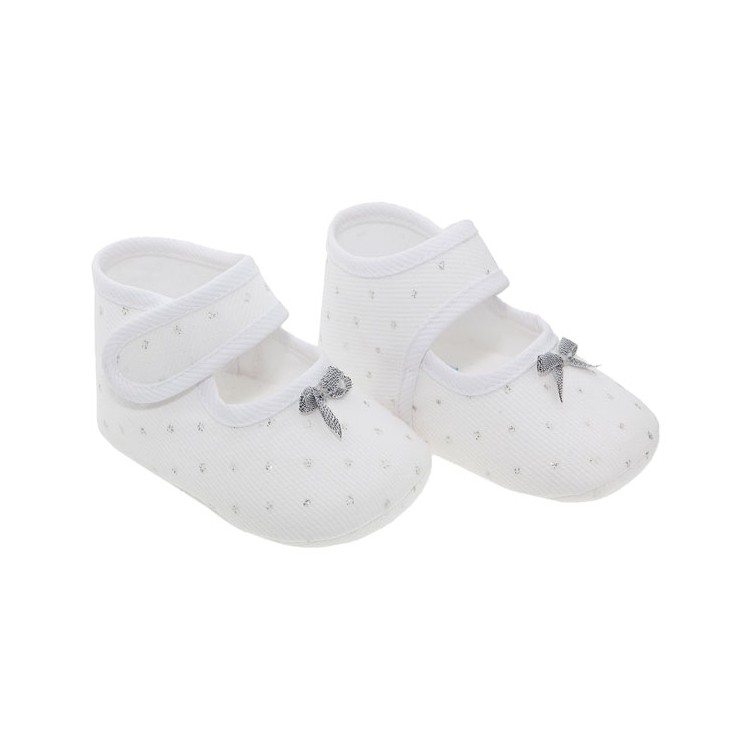 COLECCIÓN VERANO. Zapatitos bebé modelo Topitos