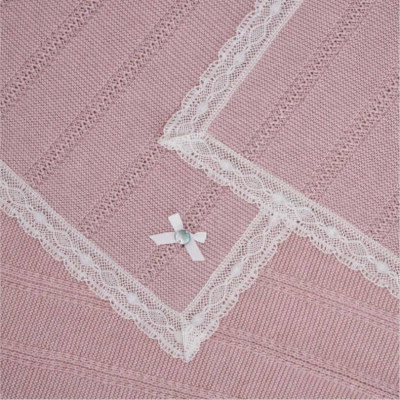 COLECCIÓN INVIERNO. Toquilla bebé niña MIMOS Paz Rodríguez