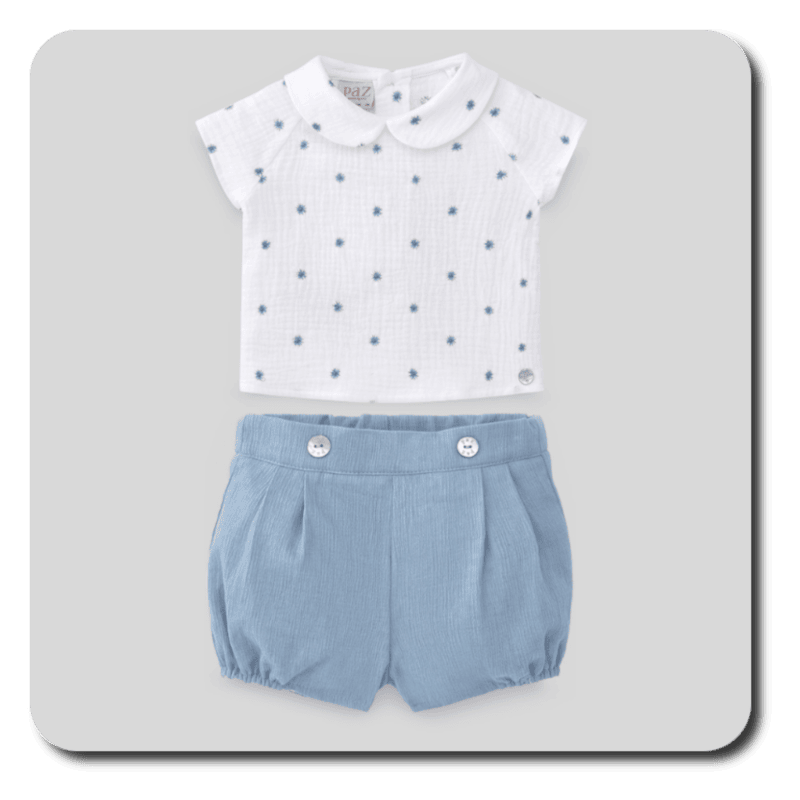 Conjunto de pantalón para niño, color Blanco/Azul océano. Temporada verano 2023. Colección Ceo. Marca Paz Rodríguez.