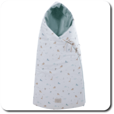 Saco cuco para bebé disponible en tres colores. Temporada verano 2023. Colección Safari. Marca Uzturre.