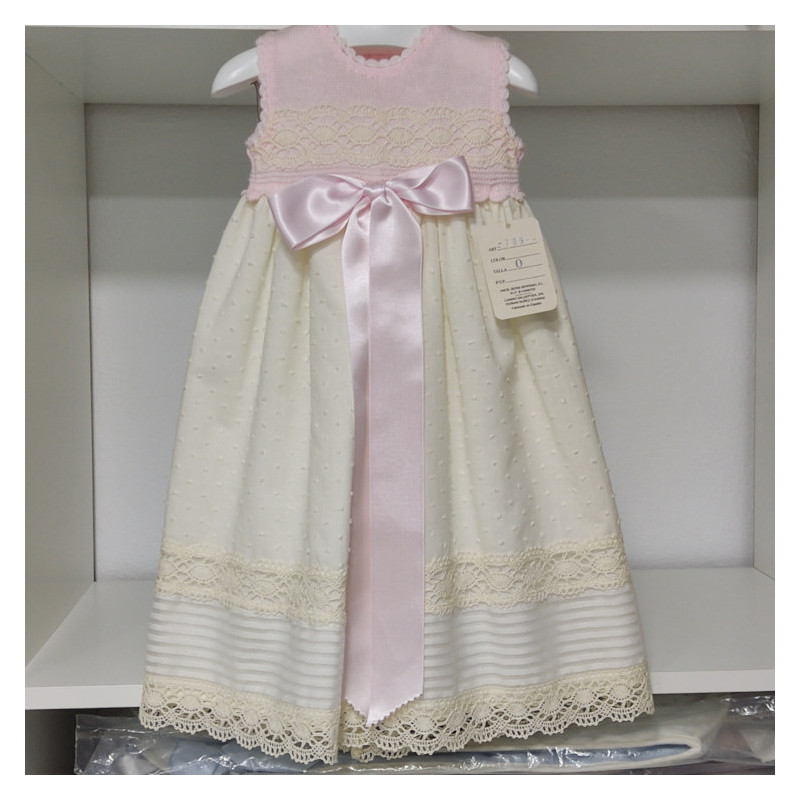 COLECCIÓN VERANO. Faldón bebé con capota