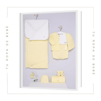 Ranita para bebé en amarillo/blanco. Colección Cigüeña de la marca Paz Rodríguez. Temporada Verano 2024.