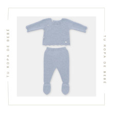 Conjunto de polaina bebé con capota en azul océano. Colección Nel Blu. Marca Martín Aranda. Temporada Verano 2024.