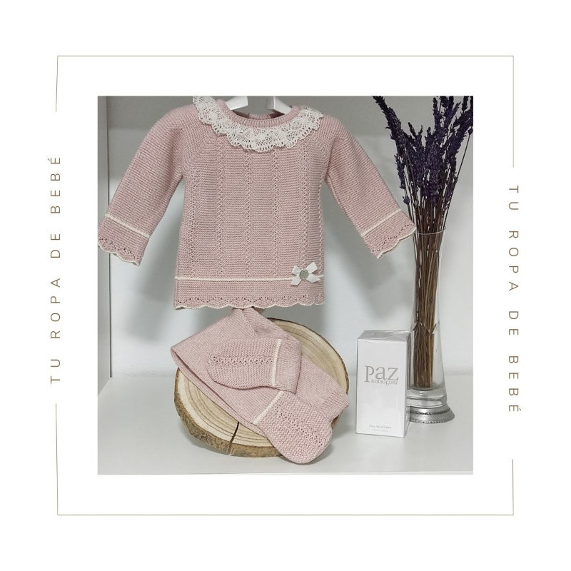 Conjunto de polaina bebé. Color rosa palo. Colección Mimos. Marca Paz Rodríguez. Temporada Invierno.