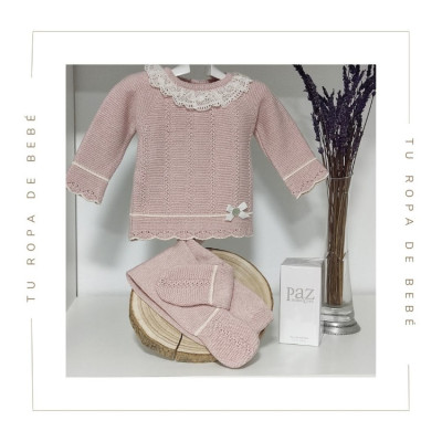 Conjunto de polaina bebé. Color rosa palo. Colección Mimos. Marca Paz Rodríguez. Temporada Invierno.