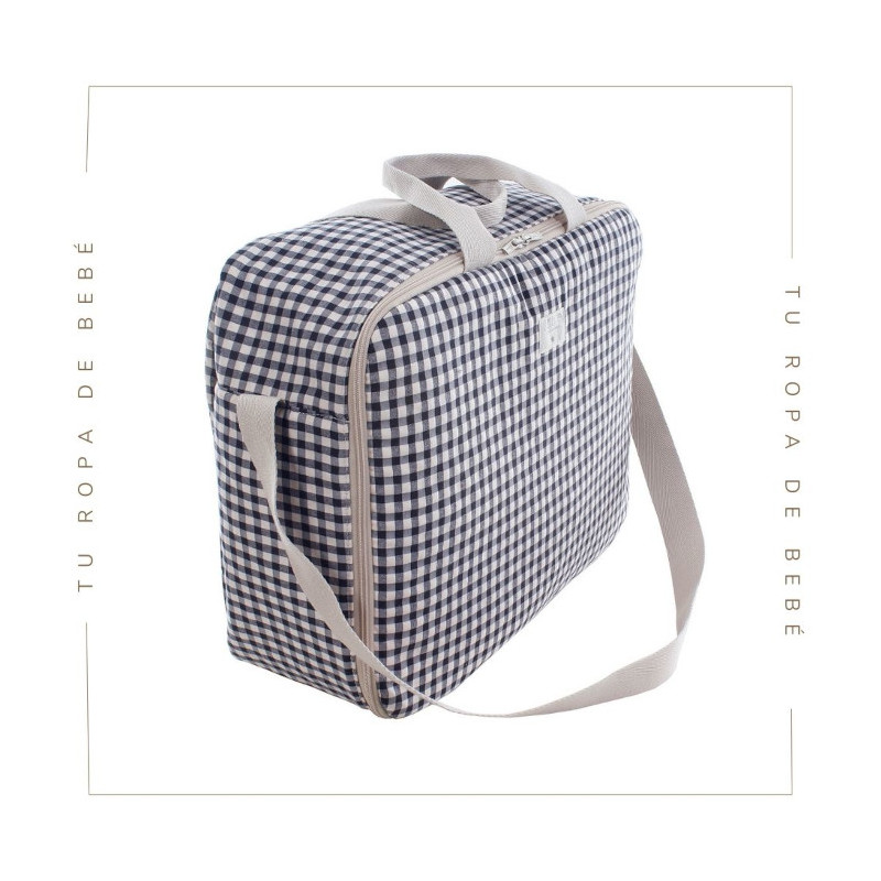 Maleta de viaje en dos colores. Colección Jacobo. Marca Uzturre. Nueva Temporada Verano 2024.