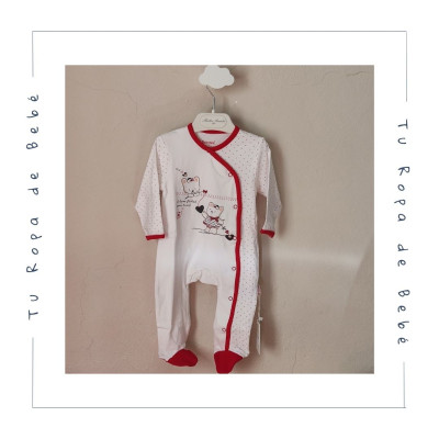 Pijama enterizo de verano para bebé. Color rojo/blanco. Marca Babybol.