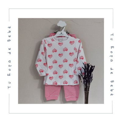 Pijama dos piezas de invierno para niña. Color coral. Marca Linn By Diacar.