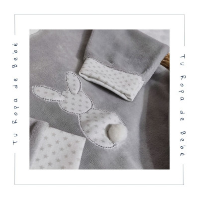 COLECCIÓN INVIERNO. Pijama dos piezas bebé CONEJO Sardón