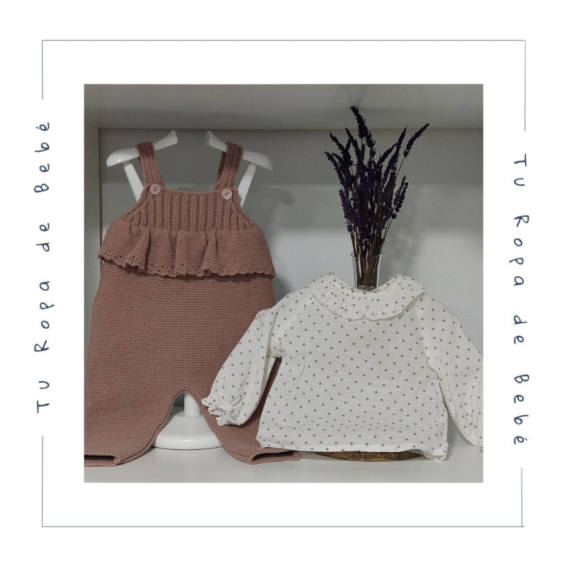 COLECCIÓN INVIERNO. Conjunto peto bebé niña CASTILLO Paz Rodríguez