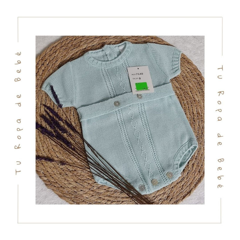 Pelele corto de verano para bebé en color verde agua. Marca Primbaby. Temporada Verano.