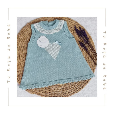 Vestido de punto para bebé en color verde agua. Marca Juliana. Temporada Verano.