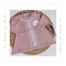 Vestido de invierno para bebé en color maquillaje/blanco. Colección Juliana. Temporada Invierno.