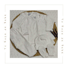 COLECCIÓN INVIERNO. Set de nacimiento bebé niña HUELLAS Babidu