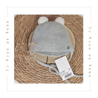 NUEVA COLECCIÓN. Gorro pompones bebé ESENCIAL Paz Rodríguez