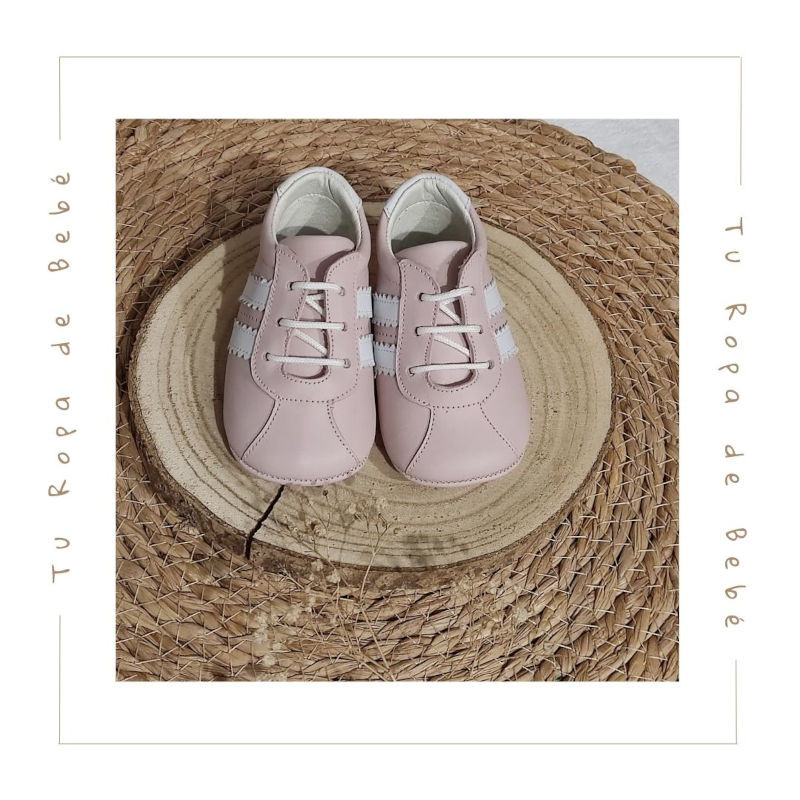 COLECCIÓN ATEMPORAL. Deportivos bebé Giovi