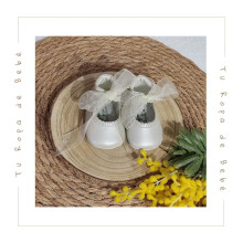 COLECCIÓN ATEMPORAL. Merceditas bebé niña Giovi